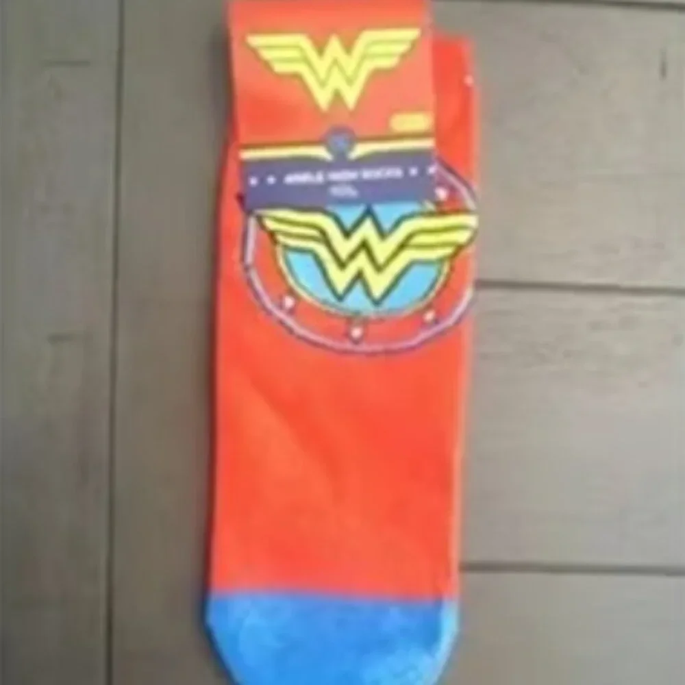 DC Wonder Woman Ankle High Socks, 3 Pairs Size 9-11